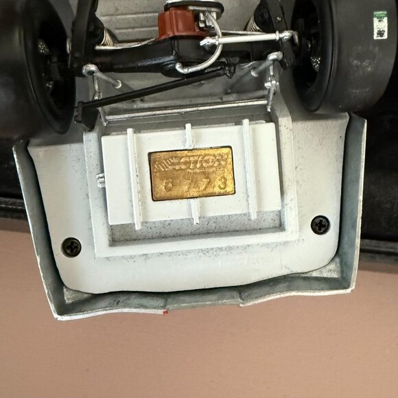 Dale Earnhardt #3 Goodwrench Service Plus NASCAR Diecast 1:24 Scale Elite Series - Picture 5 of 10